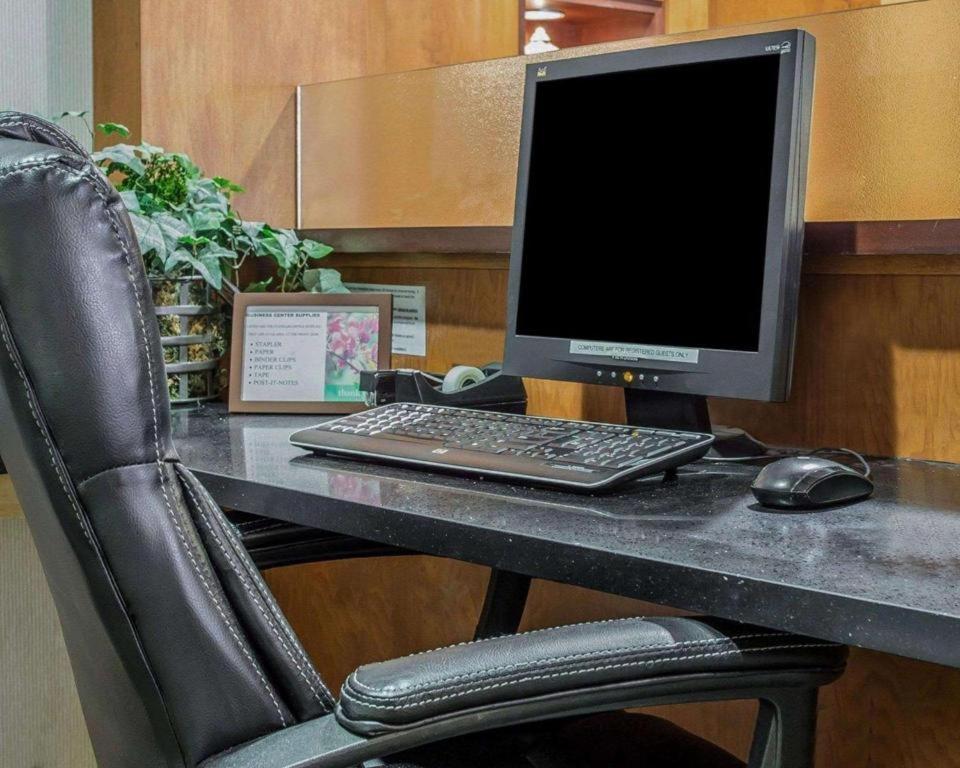 فندق كومفورت إن آند سويتس كامدن المظهر الخارجي الصورة